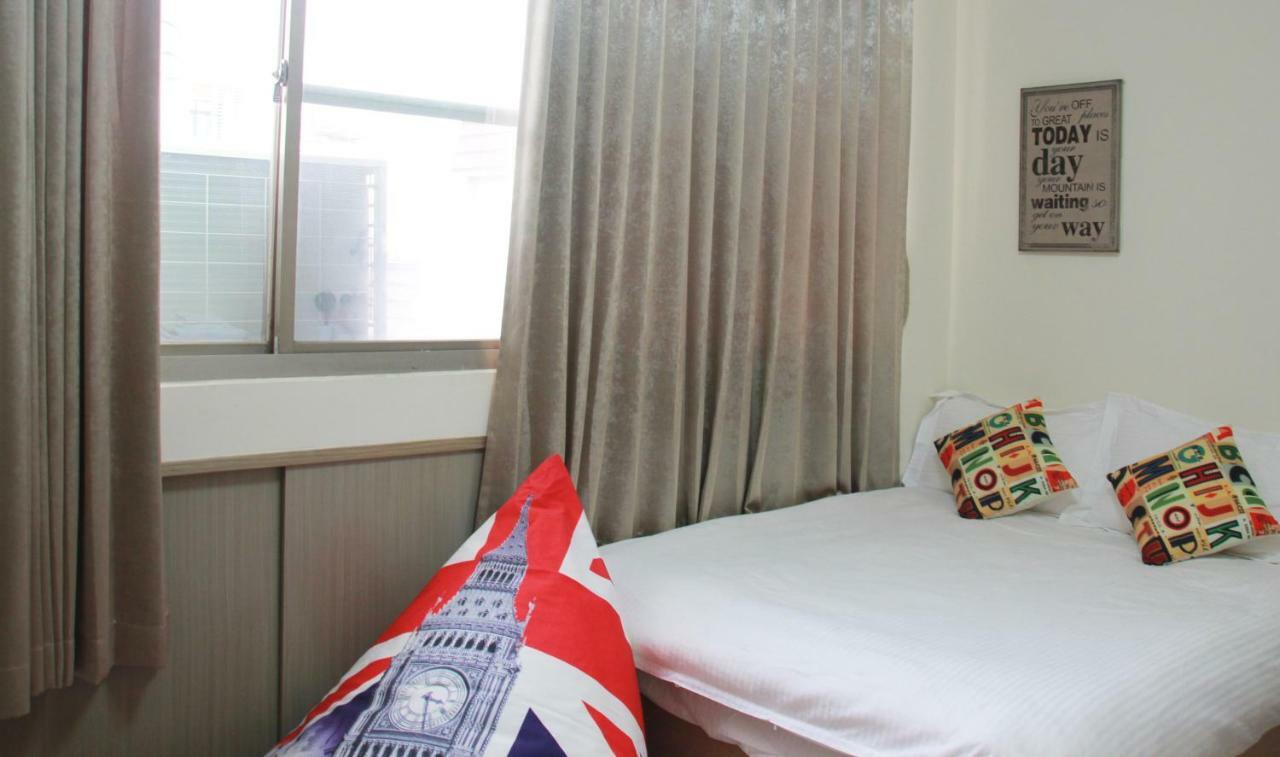 Flower Lane 650 Appartement Tainan Buitenkant foto