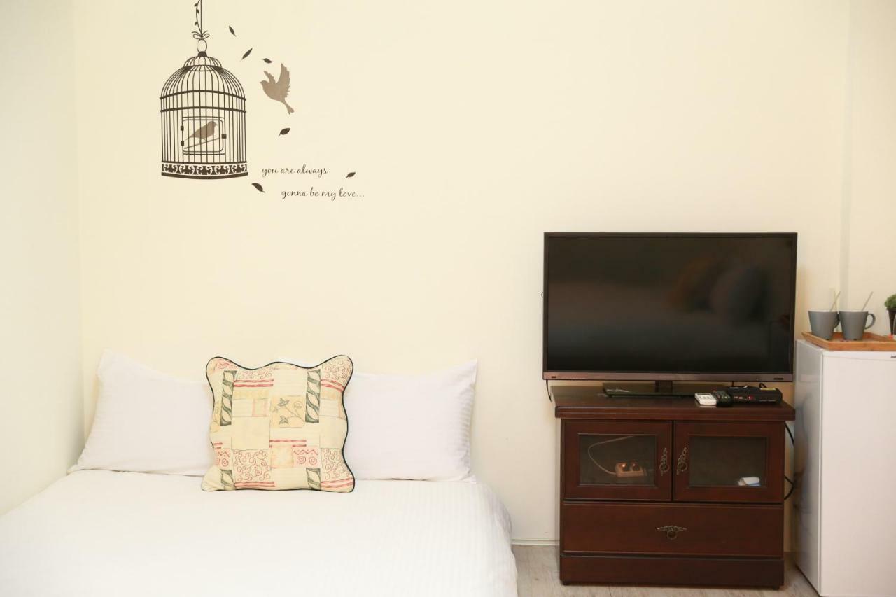 Flower Lane 650 Appartement Tainan Buitenkant foto